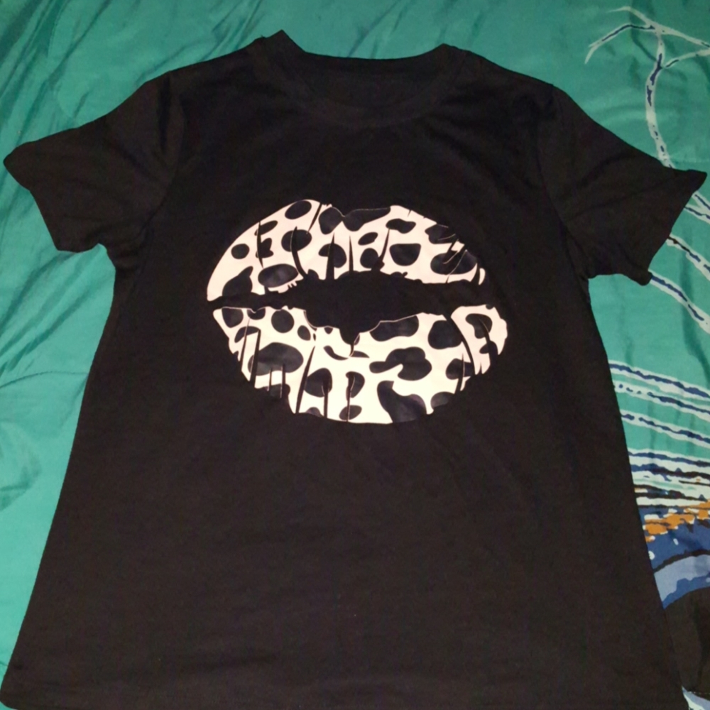 Lip Print Tee